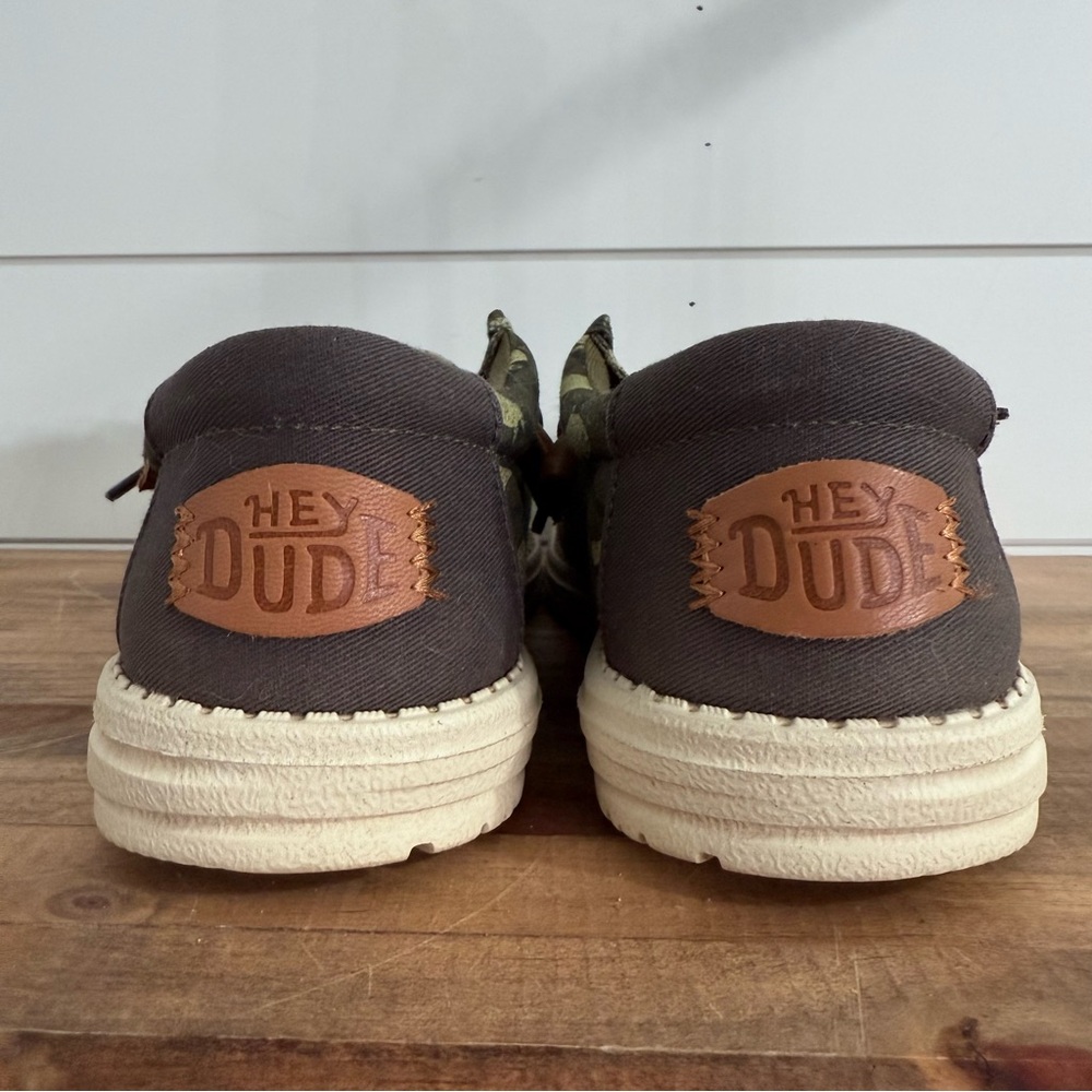 Hey Dude Men's Olive Camo Fish - Picture 3 of 5